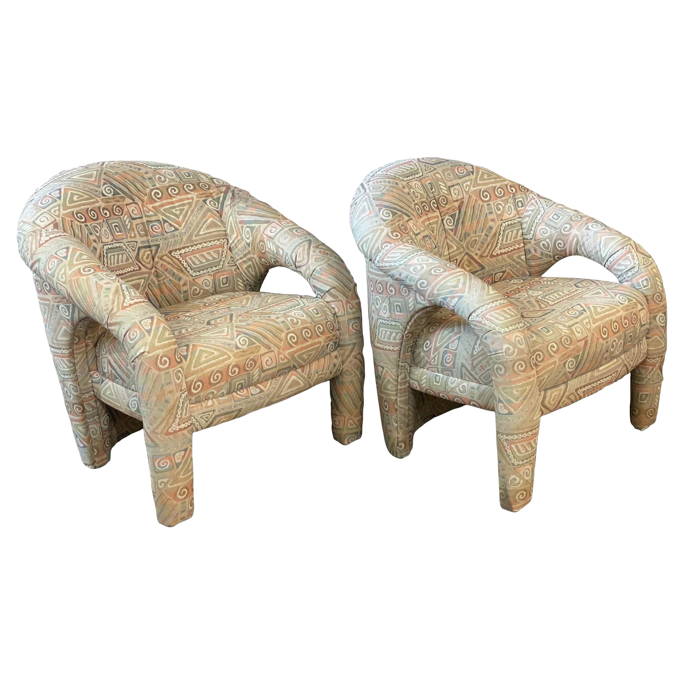 Paire de fauteuils d'arc postmodernes des années 1980 dans le style de Kagan en vente