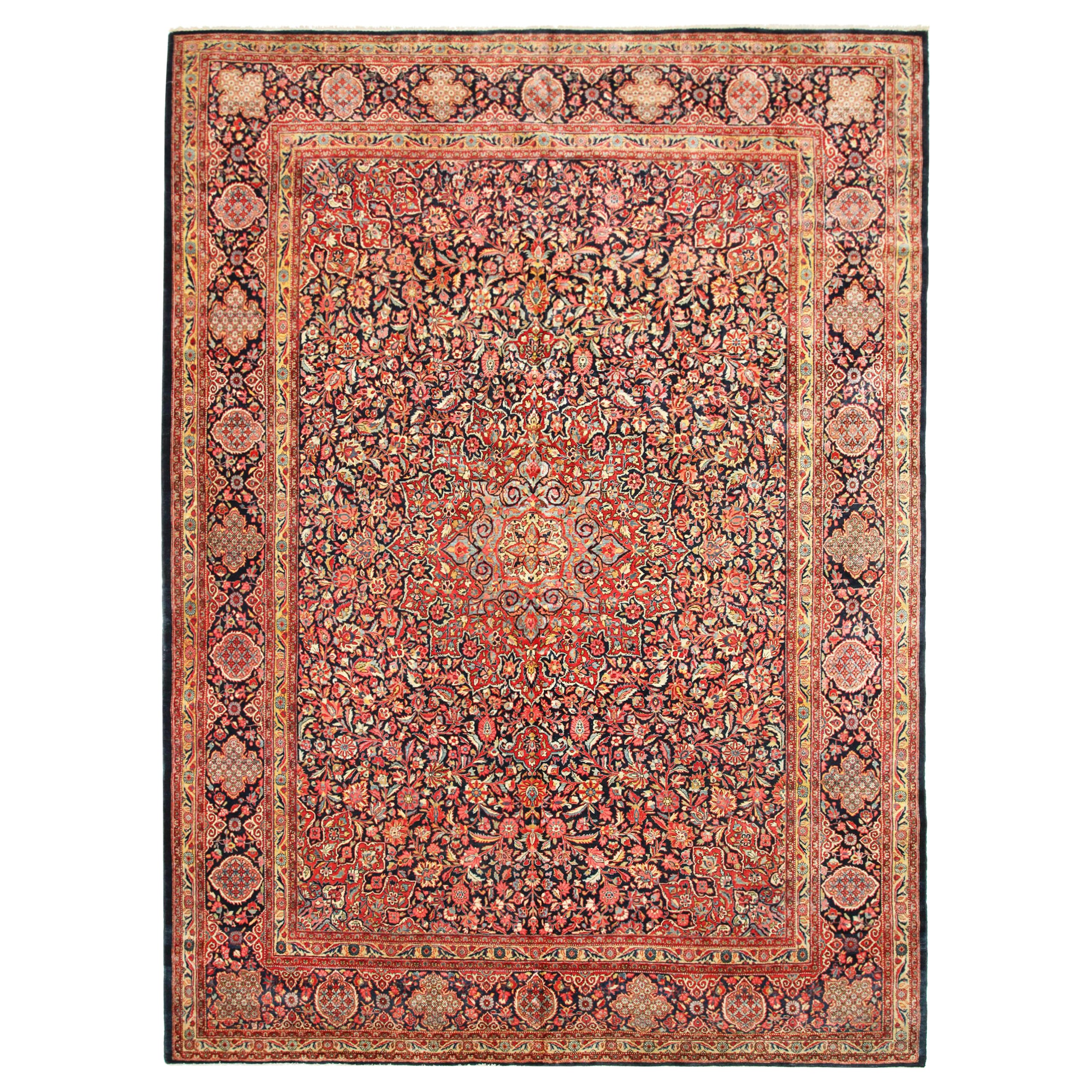 Antiker persischer Kashan-Dabir- Orientalischer Teppich, mit Medaillon und weichen Farben im Angebot