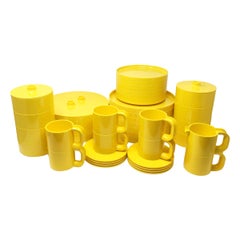 Used Yellow Dinnerware by Vignelli for Heller, Service for 8