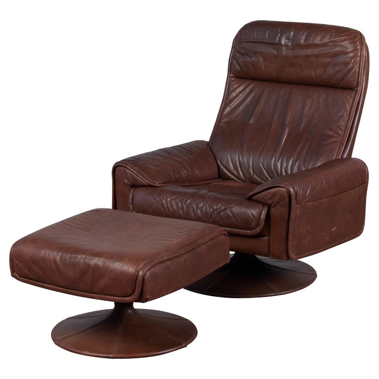 Leather Lounge Chair and Ottoman for Artima For Sale