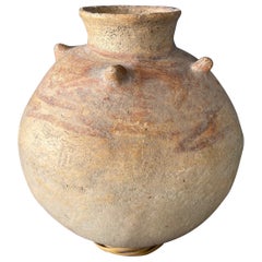 Vase archéologique peint à la main du Mexique, vers le 12e siècle