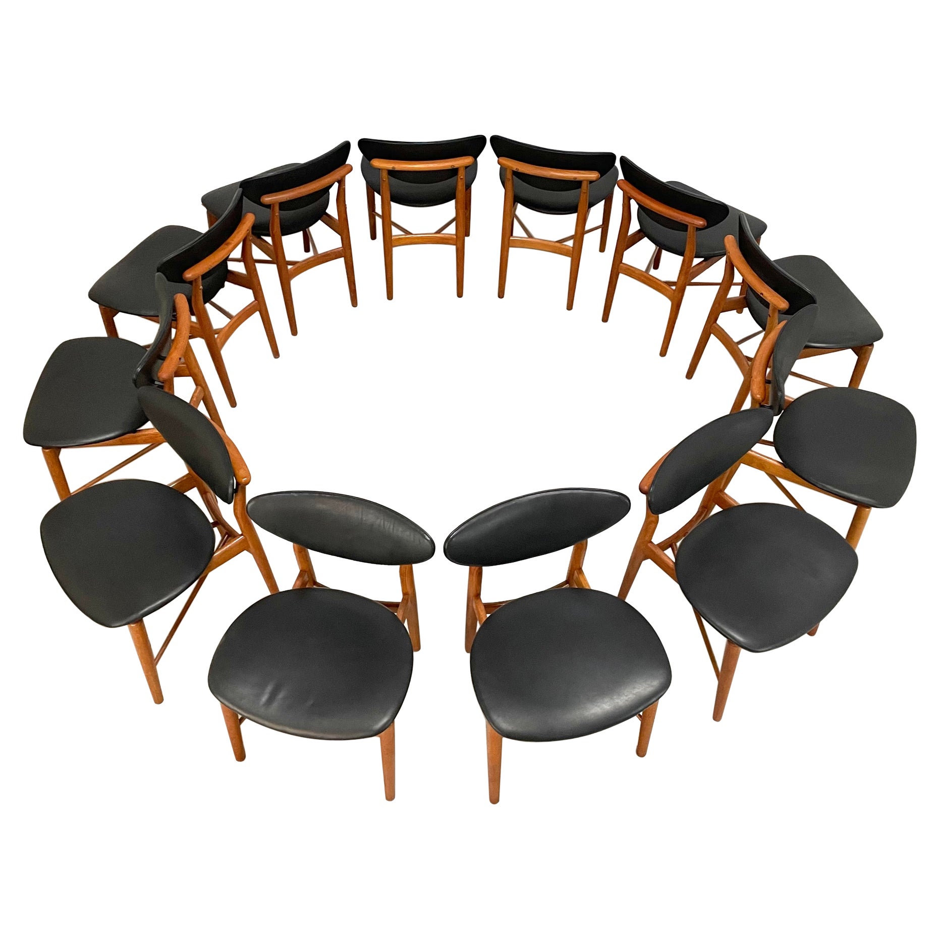 Finn Juhl 12 Chair Set FJ55 by Niels Vodder For Sale
