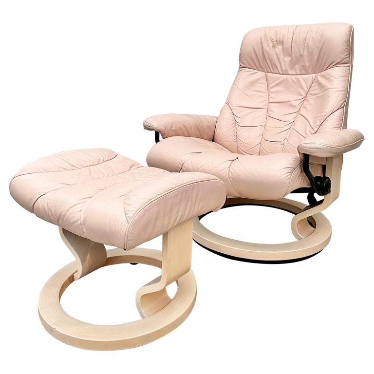 Pink Leather Swivel Lounge Chair and Ottoman Set by Ekornes Stressless For Sale