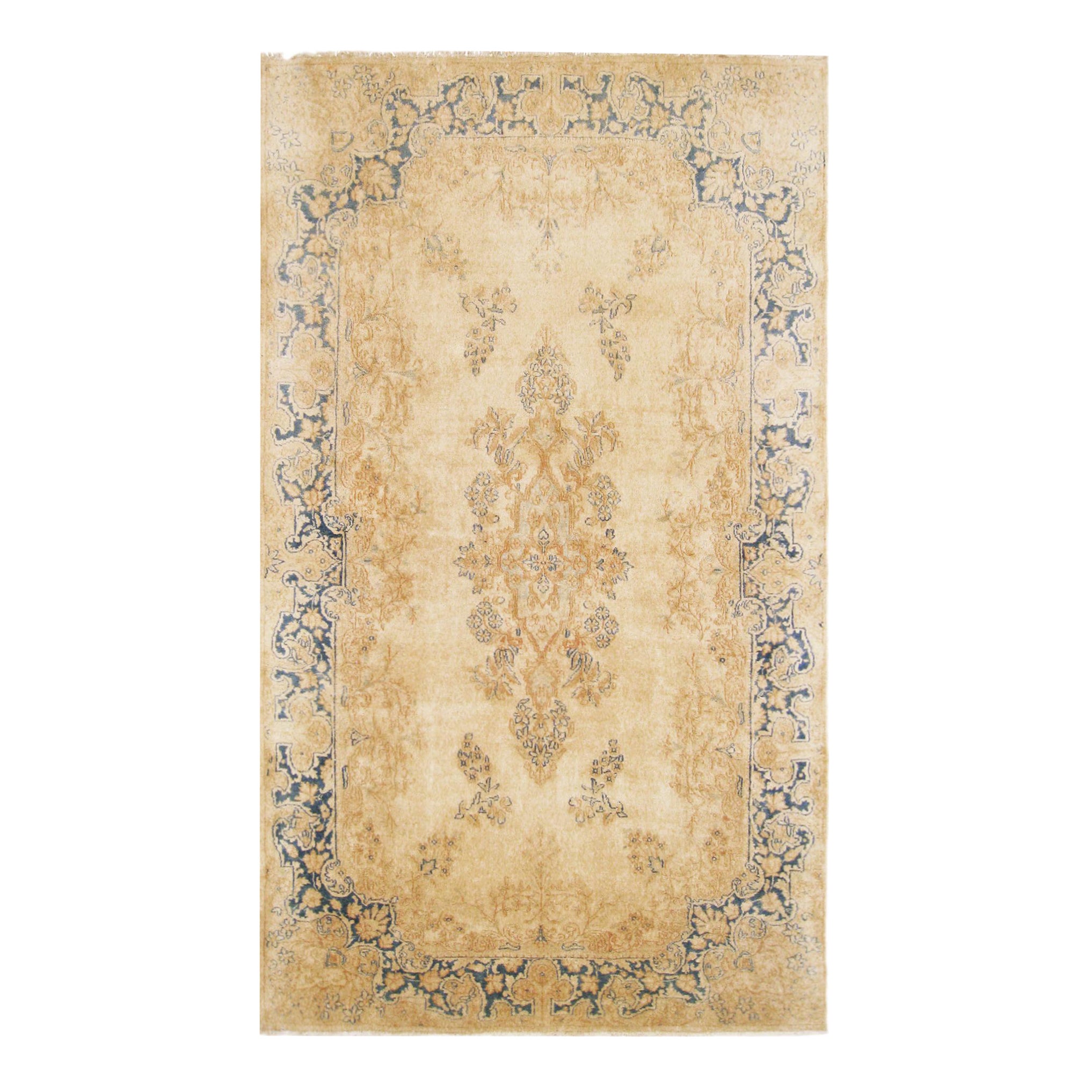 Antiker persischer Kerman- orientalischer Teppich, Zimmergröße, mit floralen Elementen