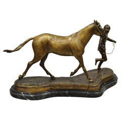 Sculpture en bronze d'un cheval de chasseur de chevaux et d'un cheval de course du Delaware Park