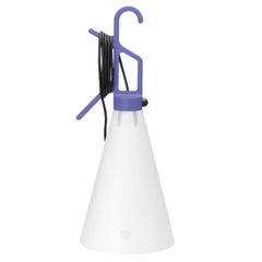 Colgante Flos Mayday en lila con marco de polipropileno de Konstantin Grcic