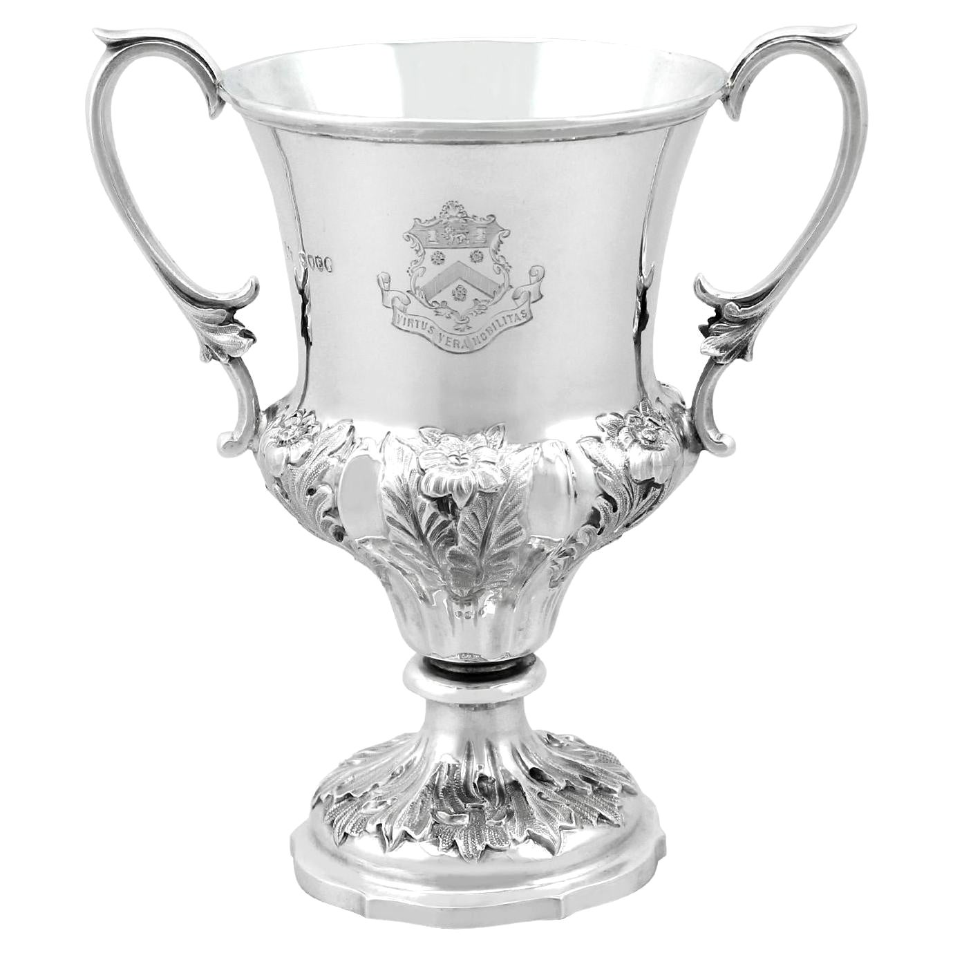 Tazza antica in argento sterling