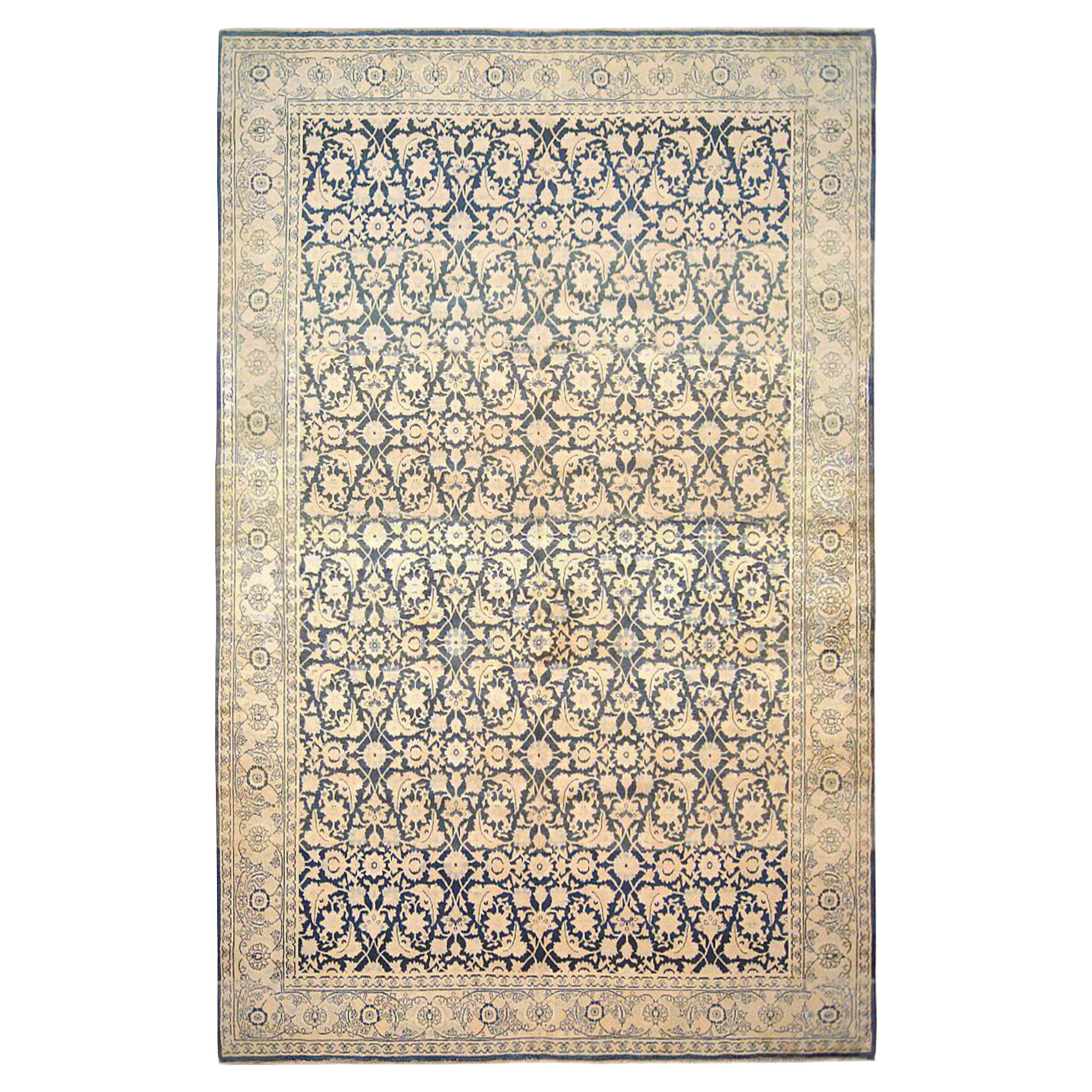 Tapis persan ancien de Tabriz Oriental de taille normale avec motif Herati