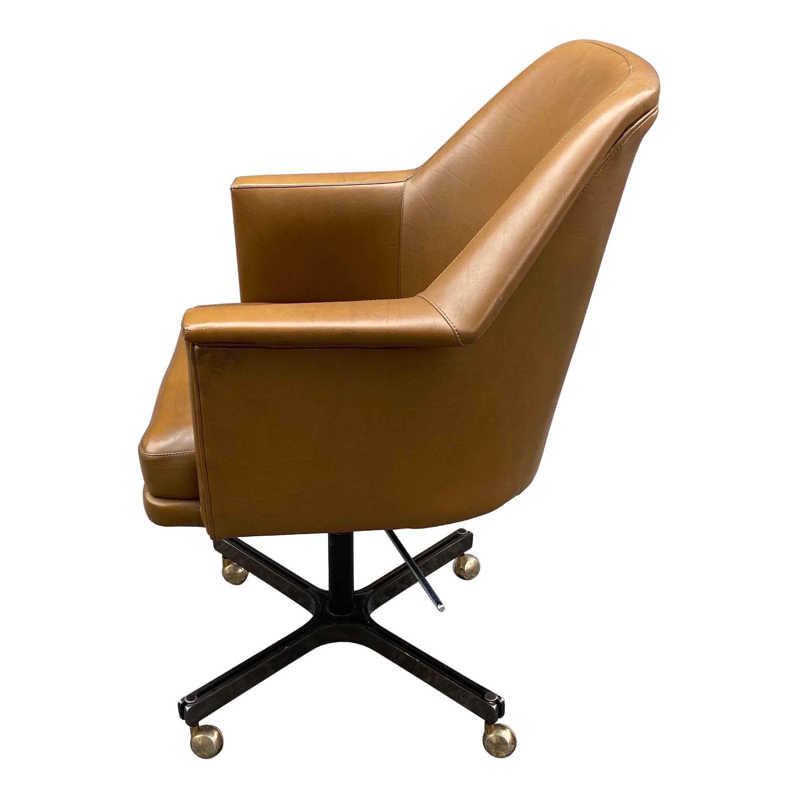 Fauteuil de bureau en faux cuir et métal, vers 1960