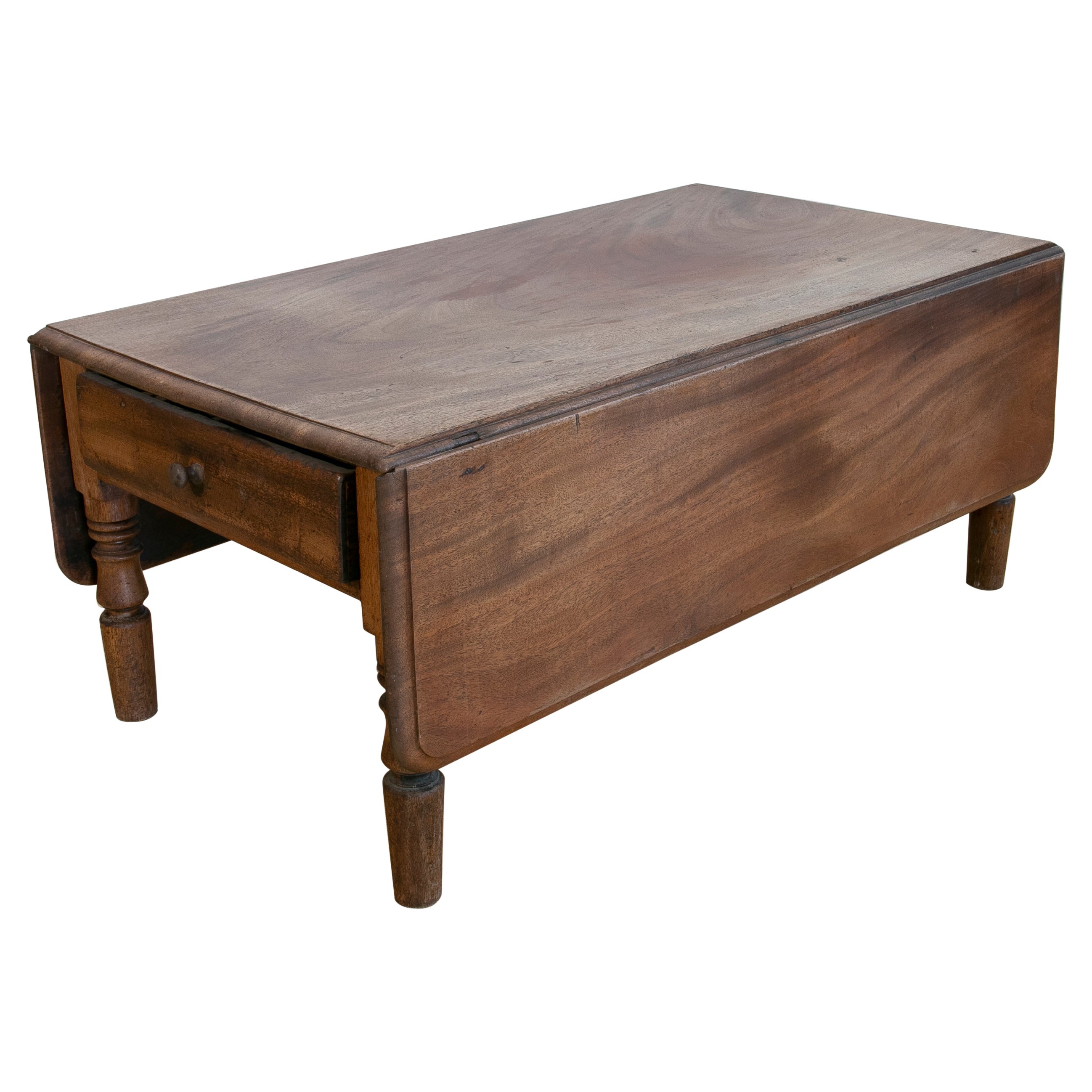 Wooden Coffee Wing Table with Drawers on the Side For Sale