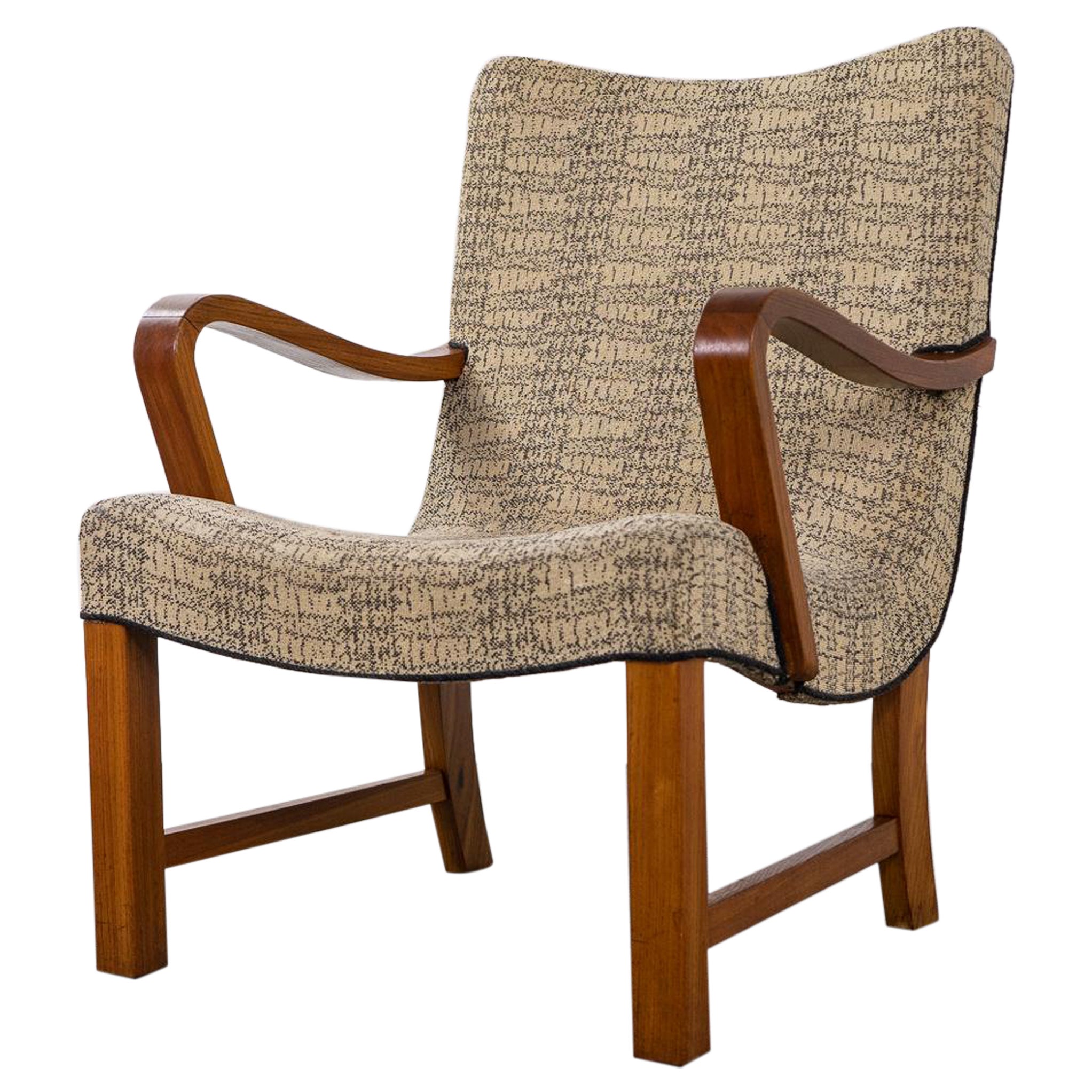 Danish Modern Elm Lounge Chair  For Sale