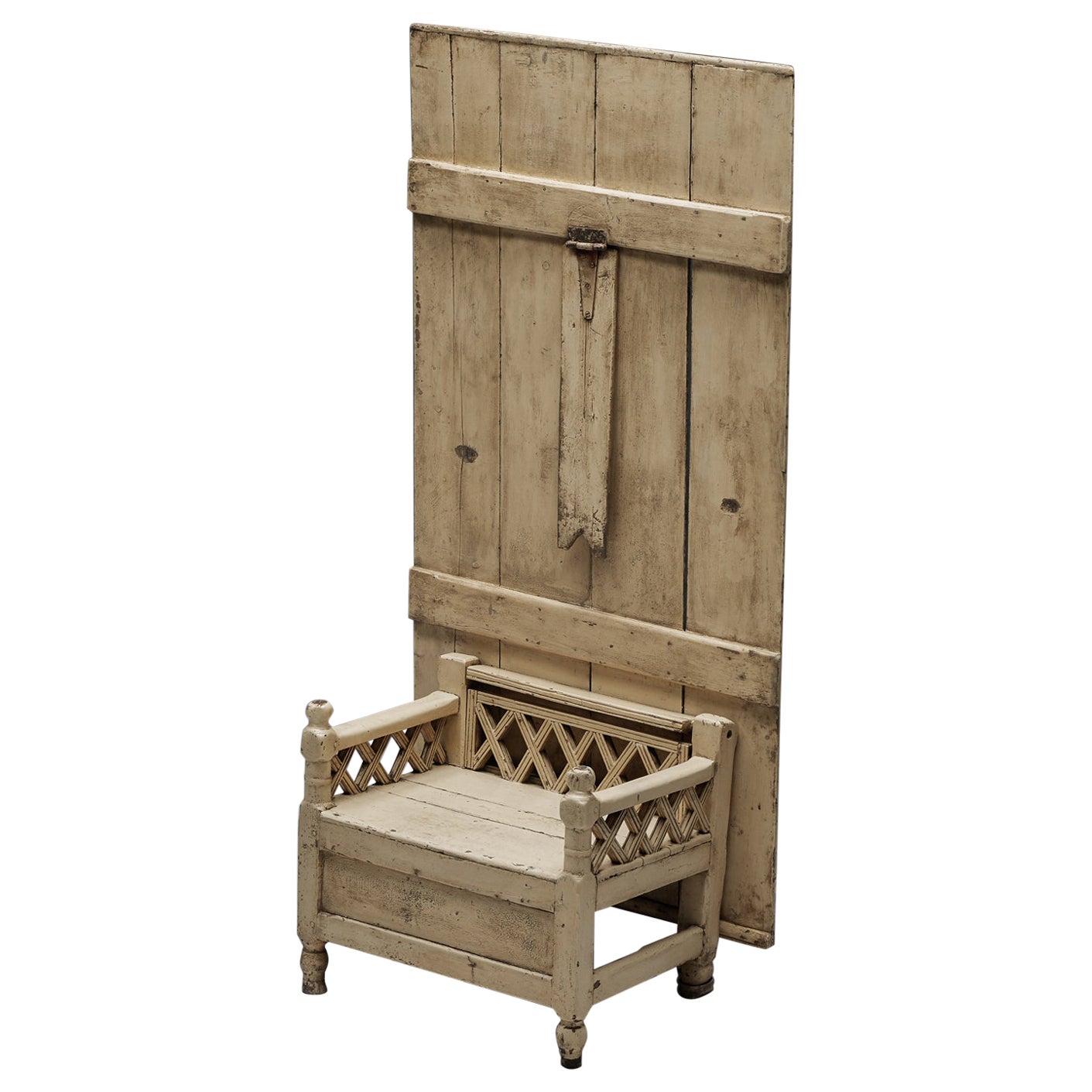 Irish Wooden Settle Chair, 19th Century For Sale