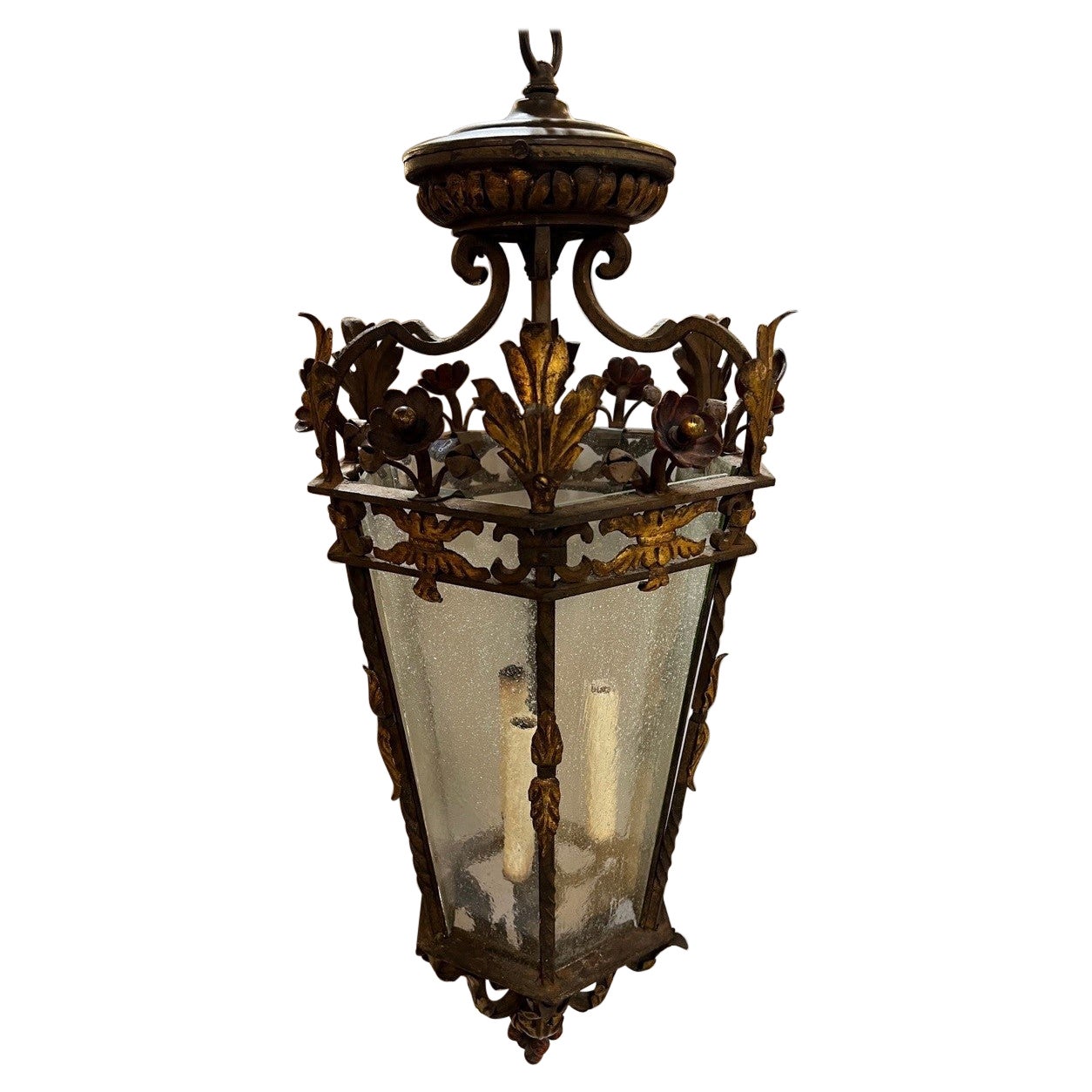 Lanterne chandelier vintage en fer avec 6 panneaux en verre bullé et feuilles d'Acanthus
