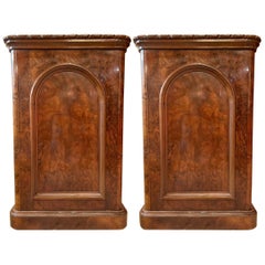 Pair Antique English Victorian Burled Walnut Side Tables, circa 1870