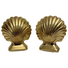 Vintage Pair of Baldwin Brass Scallop Shell Seashell Bookends