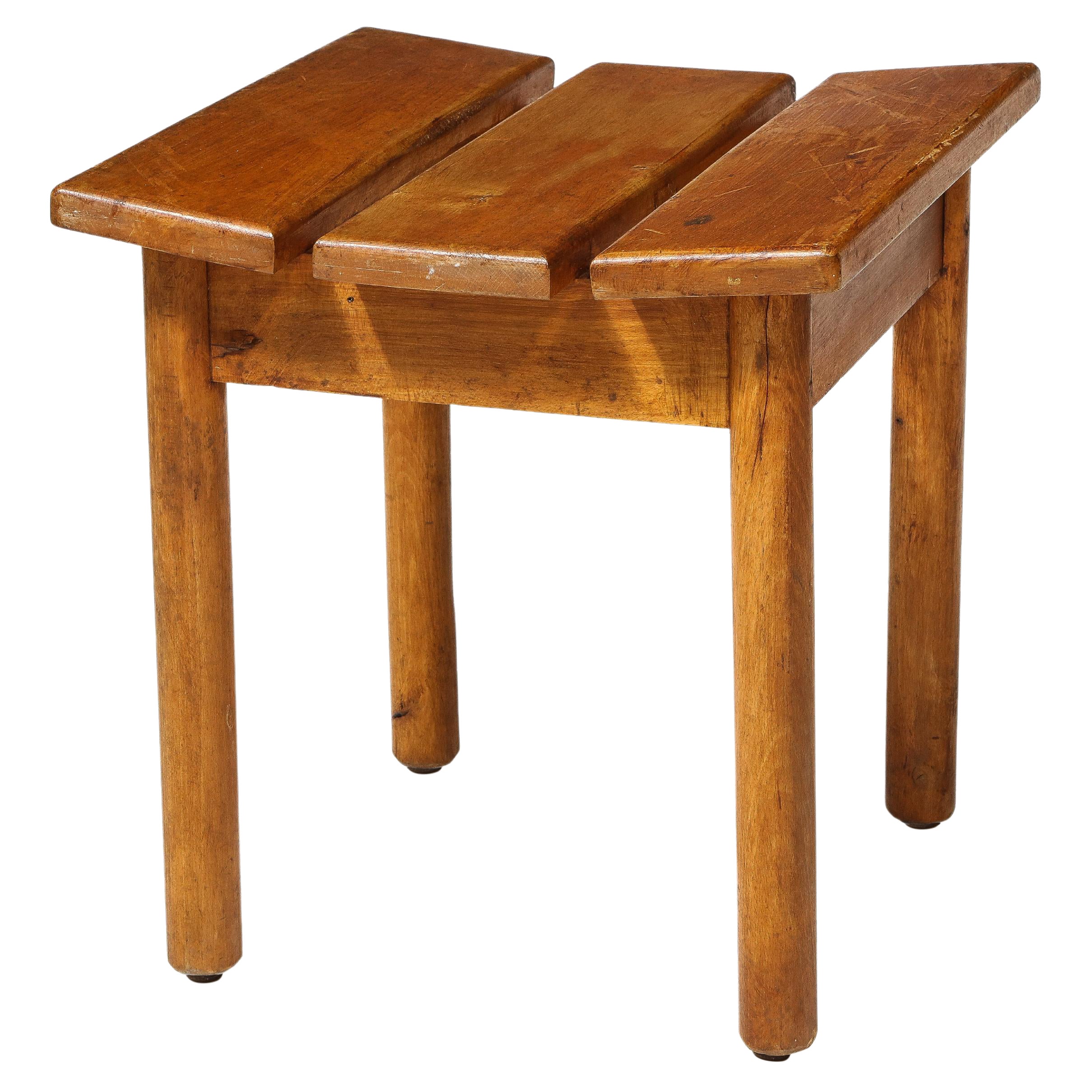 Tabouret vintage en chêne à lattes, France, milieu du 20e siècle