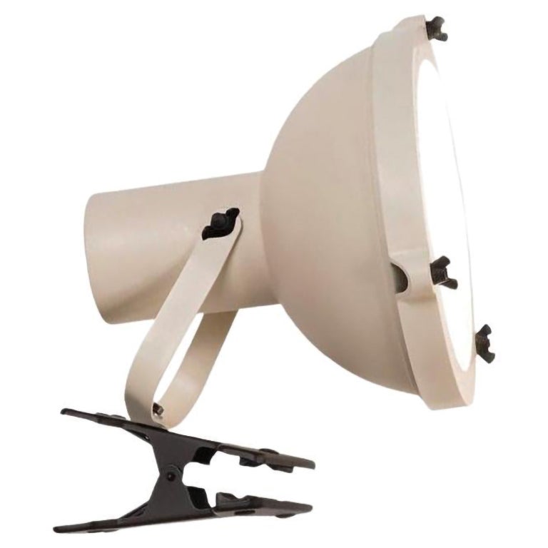 Le Corbusier 'Projecteur 165 Pincer Clip' Table Lamp for Nemo in White Sand For Sale