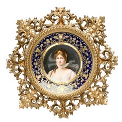 Assiette en porcelaine Royal Vienna Autriche peinte à la main avec portrait de la reine Louise dans un cadre