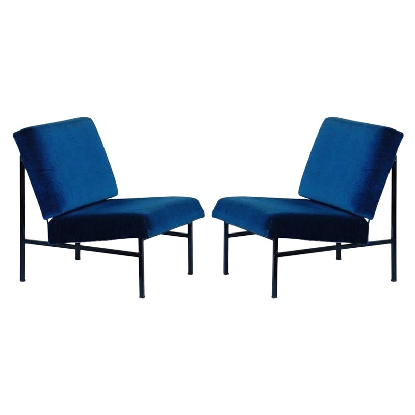 Pair of 'Déclive' Velvet and Blackened Steel Slipper Chairs by Design Frères