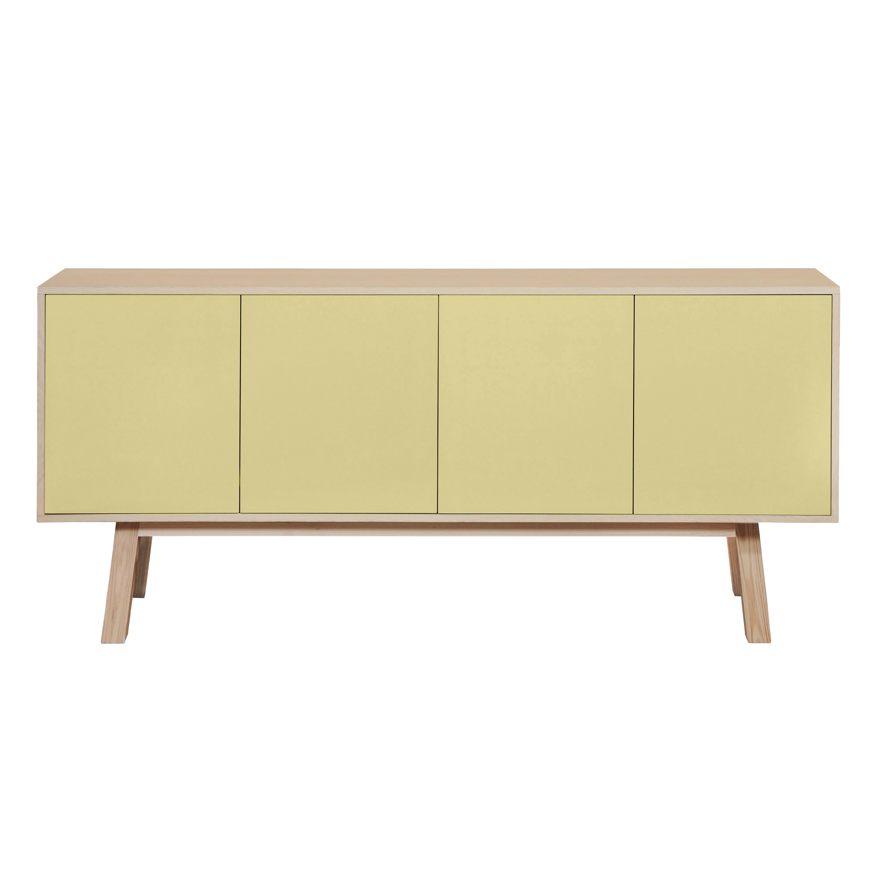 Credenza in legno a 4 ante KUBE, giallo chiaro, disegnata a Parigi - made in France