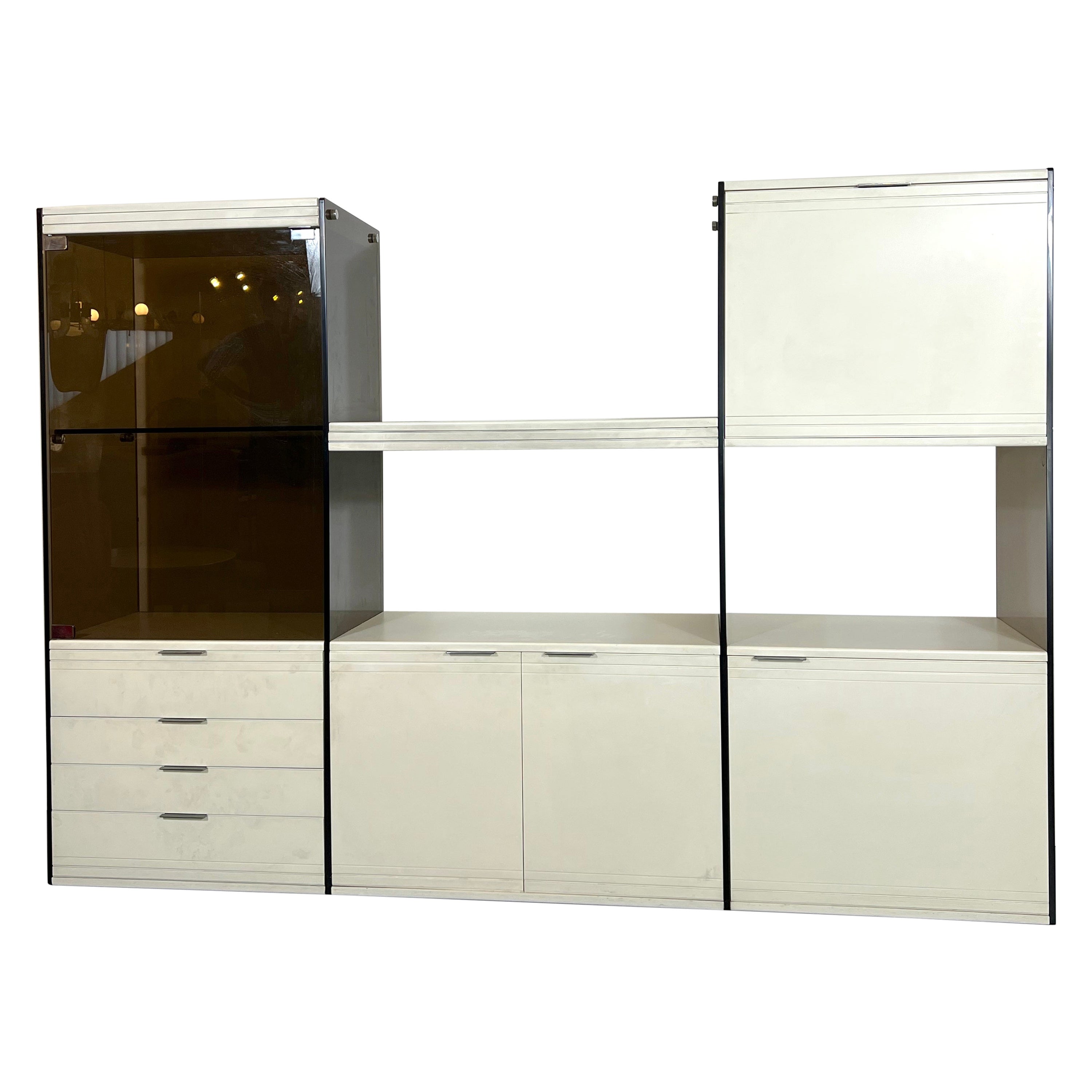 Gallotti & Radice, armoire en verre fumé et bois laqué des années 70 en vente