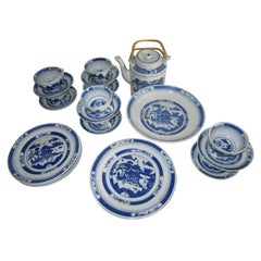 Service à thé et à sarcelle vintage en porcelaine bleue et blanche de Nanking, 23 pièces