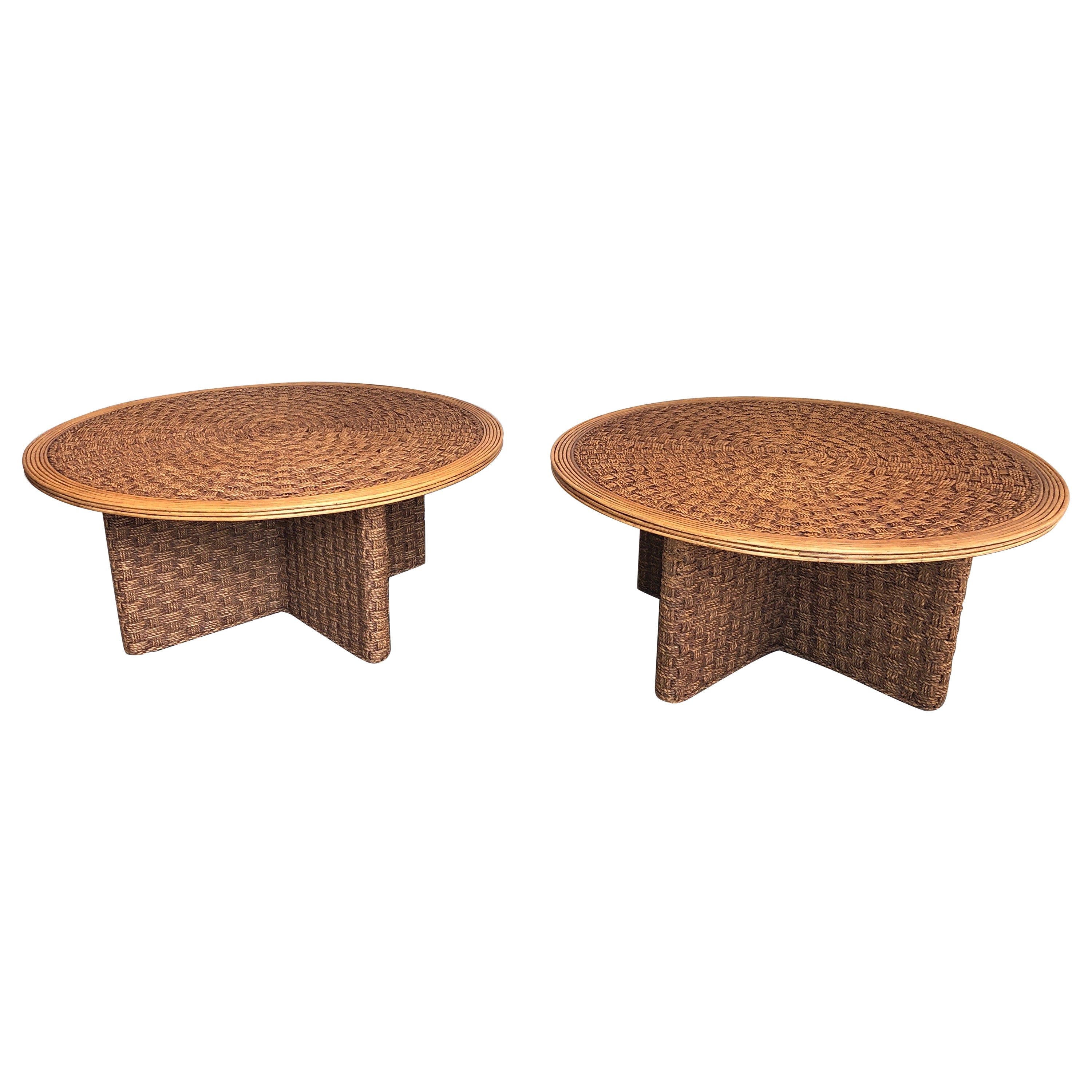 Rare paire de grandes tables basses rondes en corde et Wood Wood dans le style d'Audoux Minet