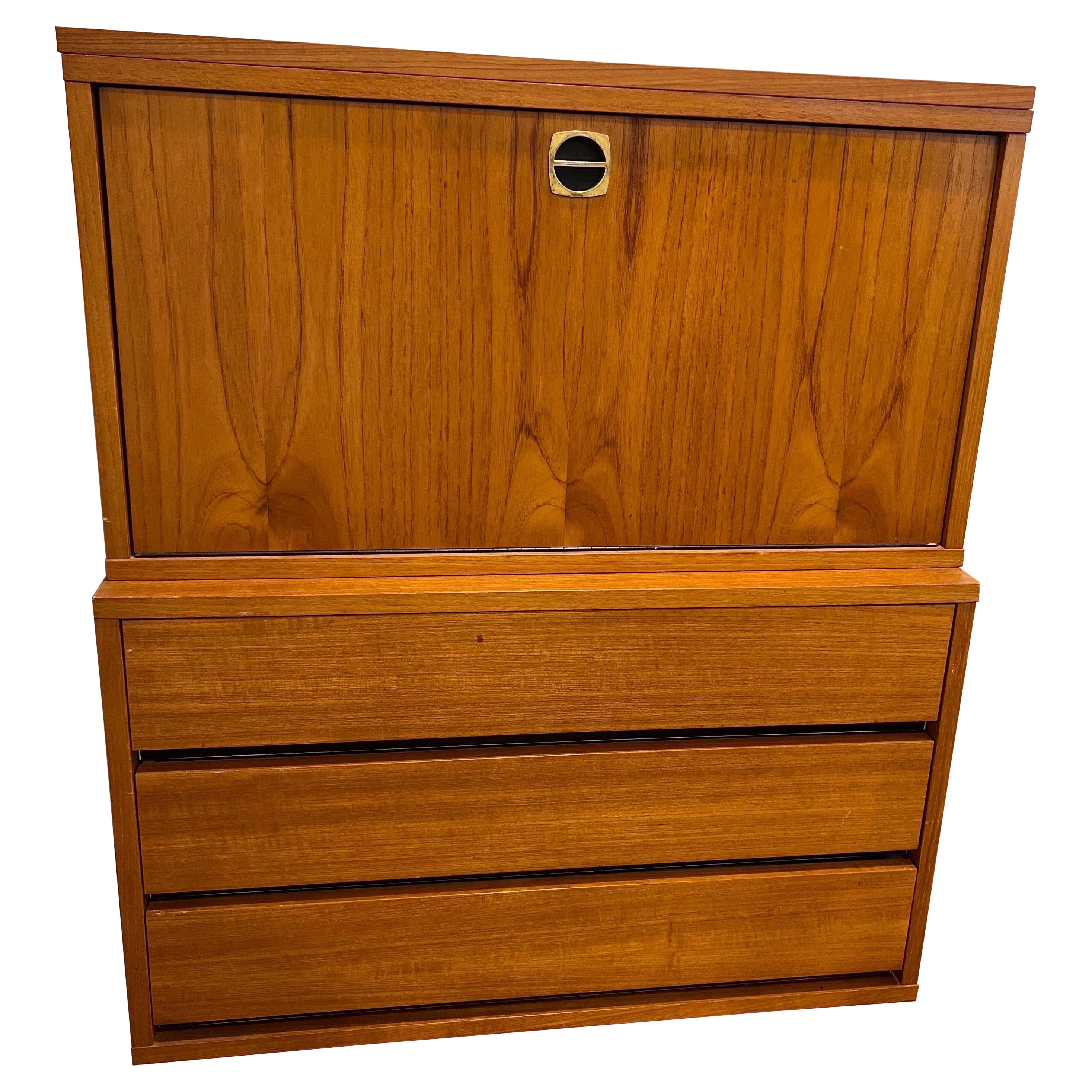 Poul Cadovius Cado Teak Wall Shelf Units, 'Three Pieces' For Sale