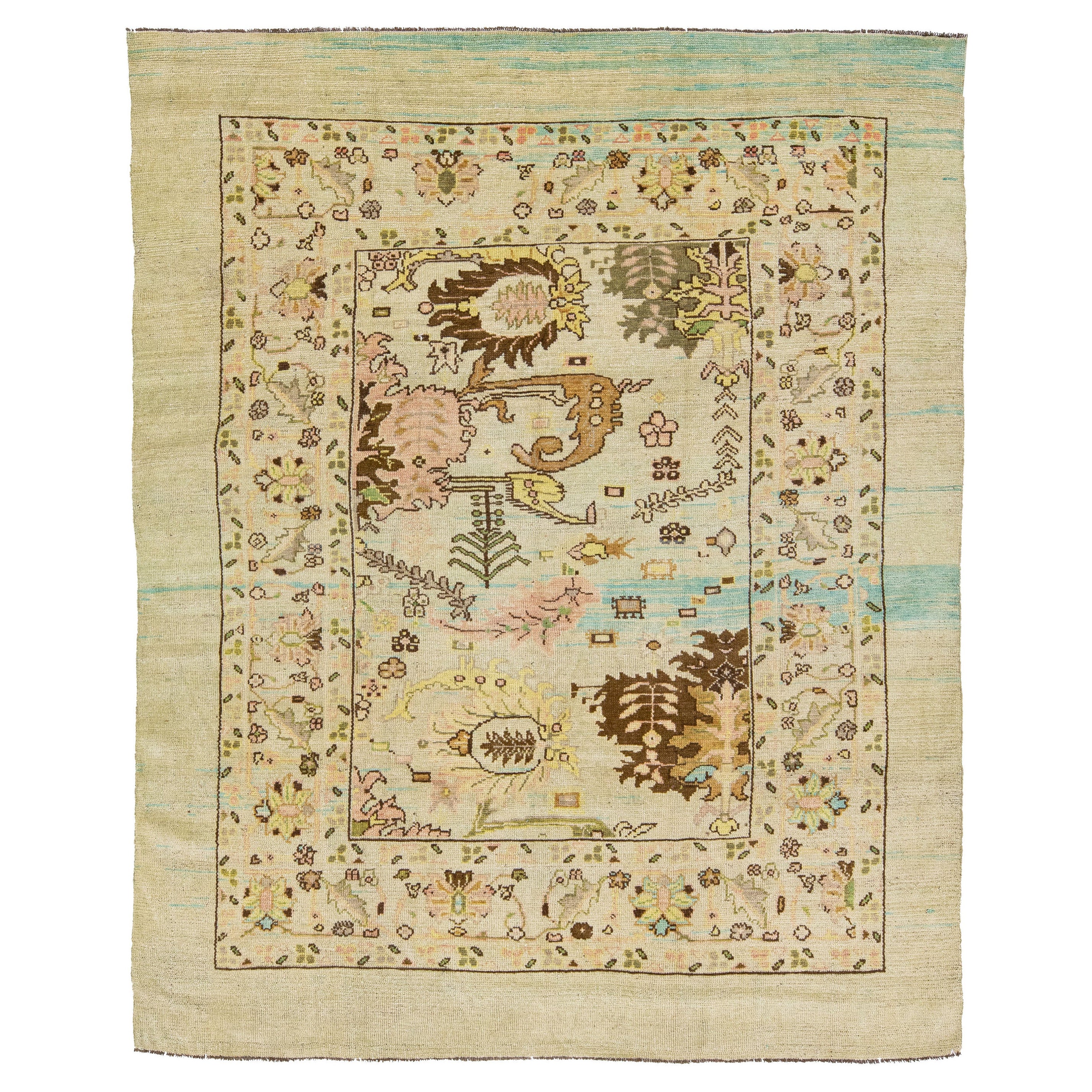 Tapis en laine beige à motifs floraux fait à la main de style transitionnel du milieu du siècle dernier par Apadana