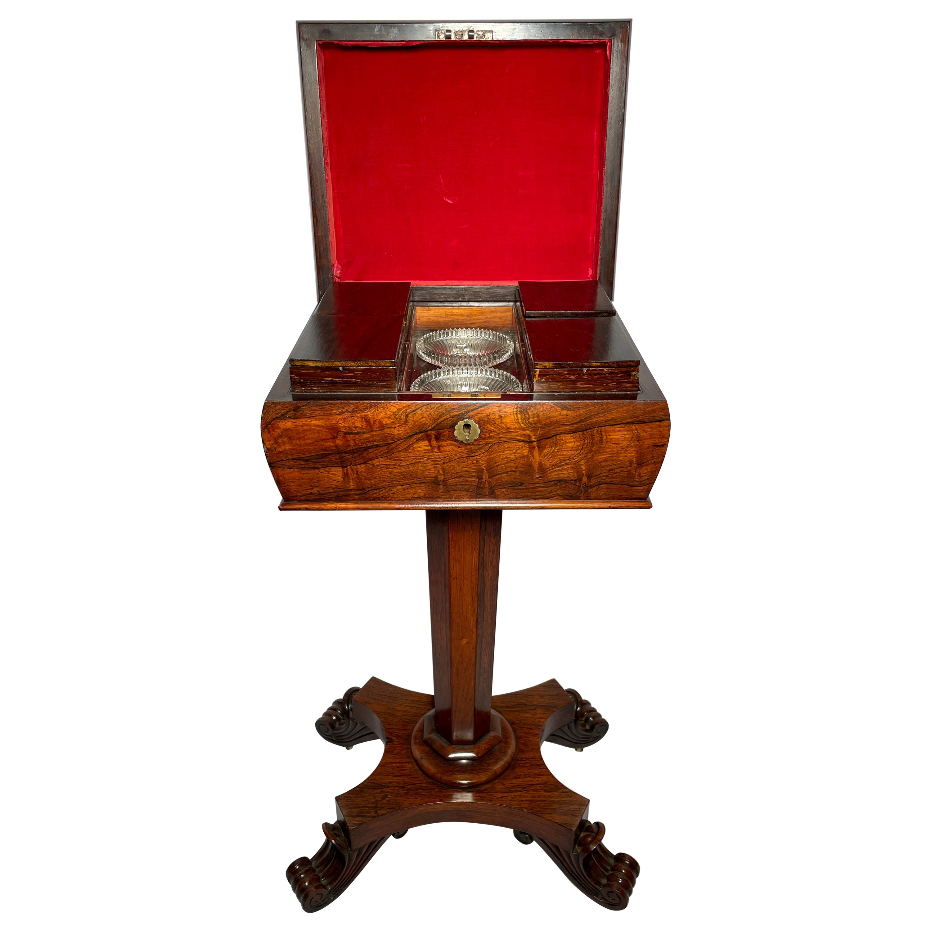 Antiker englischer Teepoy-Tisch aus Rosenholz mit kompletter Innenausstattung, ca. 1845-1865. im Angebot