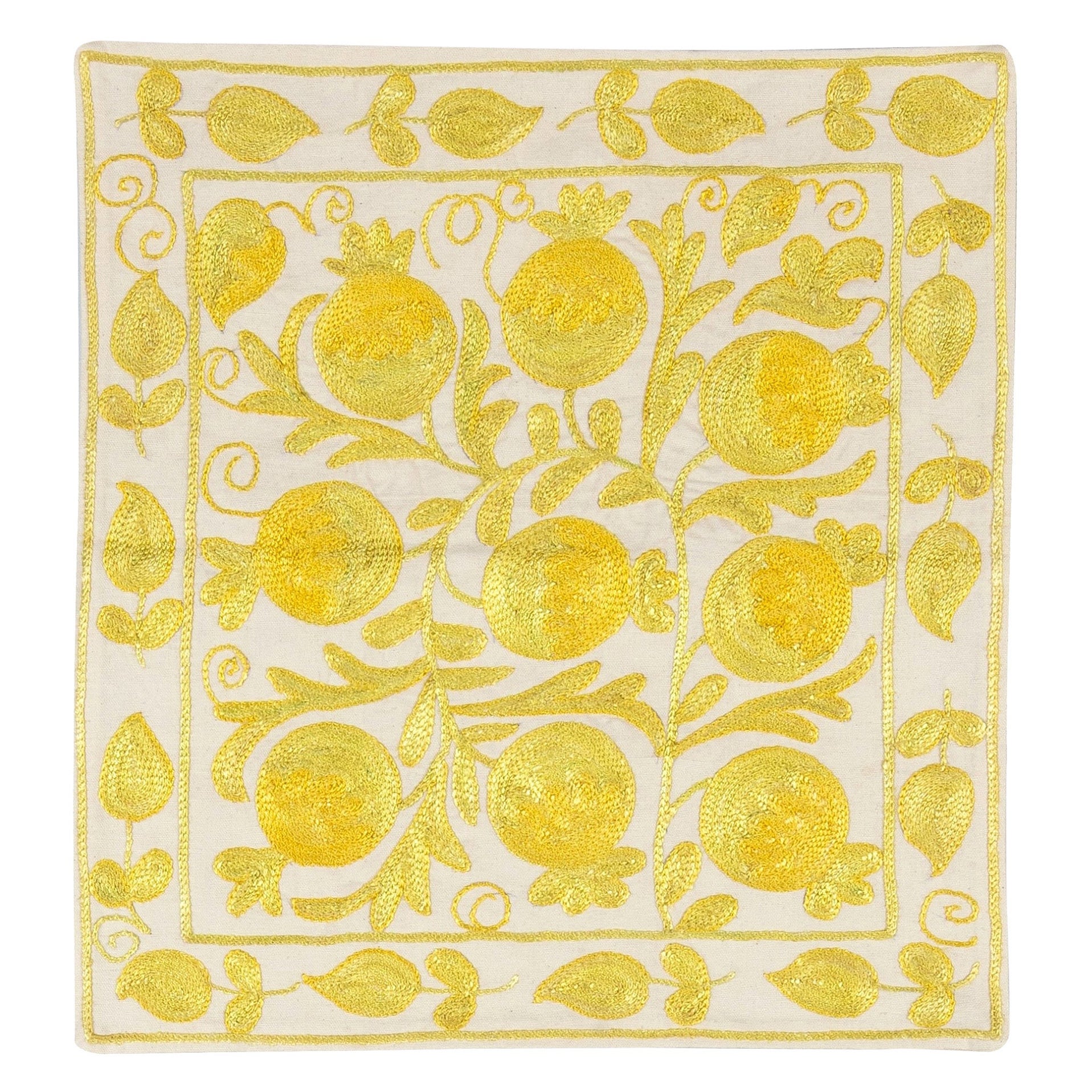 Housse de coussin décorative en soie brodée à la main, ivoire et jaune, de 17x17 pouces