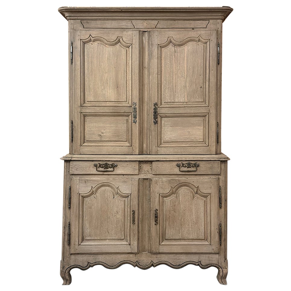 Early 19th Century Country French Buffet a Deux Corps