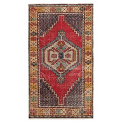 Handgefertigter orientalischer Vintage-Teppich aus türkischer Wolle in lebhaften und warmen Farben, 3,6x6 cm
