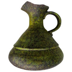 Vieux pichet en poterie Royal Haeger avec glaçure verte « orange pomme »