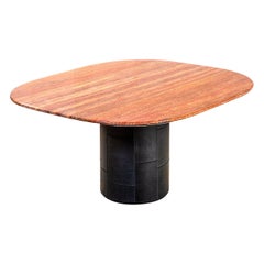 Table de salle à manger modèle Tobio avec plateau en marbre Afra & Tobia Scarpa du 20ème siècle