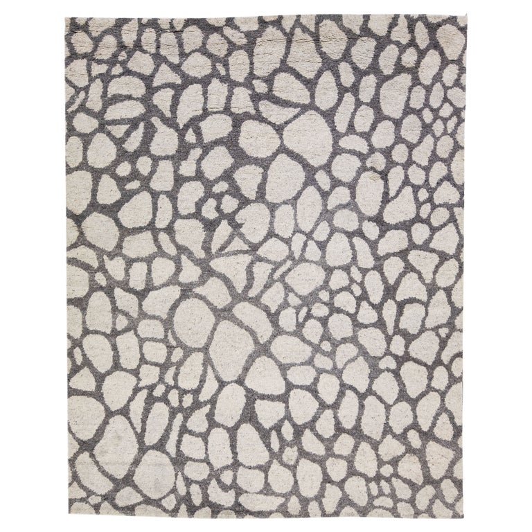 Contemporary Moroccan Style Gray Handmade Designed Wool and Viscose Rug For Sale at 1stDibs