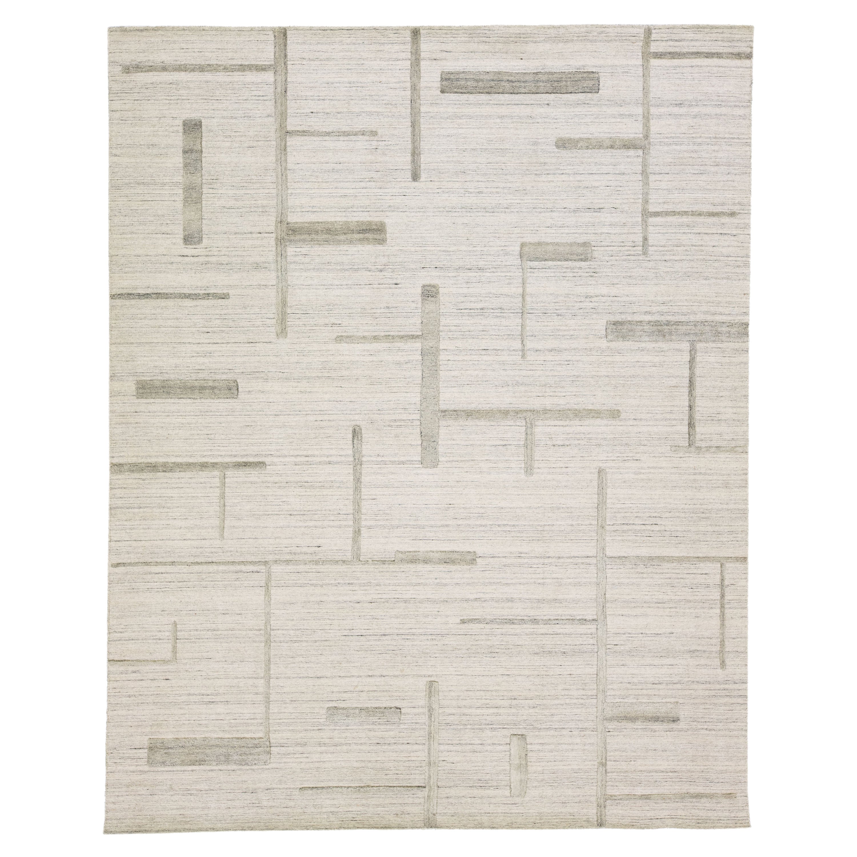 Ivory Contemporary Texture Handmade Wool & Viscose Rug For Sale