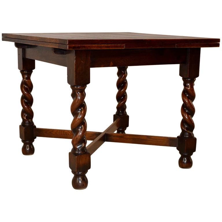 19th Century English Oak Draw Leaf Table For Sale at 1stDibs
