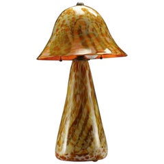 Michael Worcester 2pc Contemporary Handcrafted Art Glass Table Lamp with Shade (lampe de table contemporaine en verre artisanal avec abat-jour)