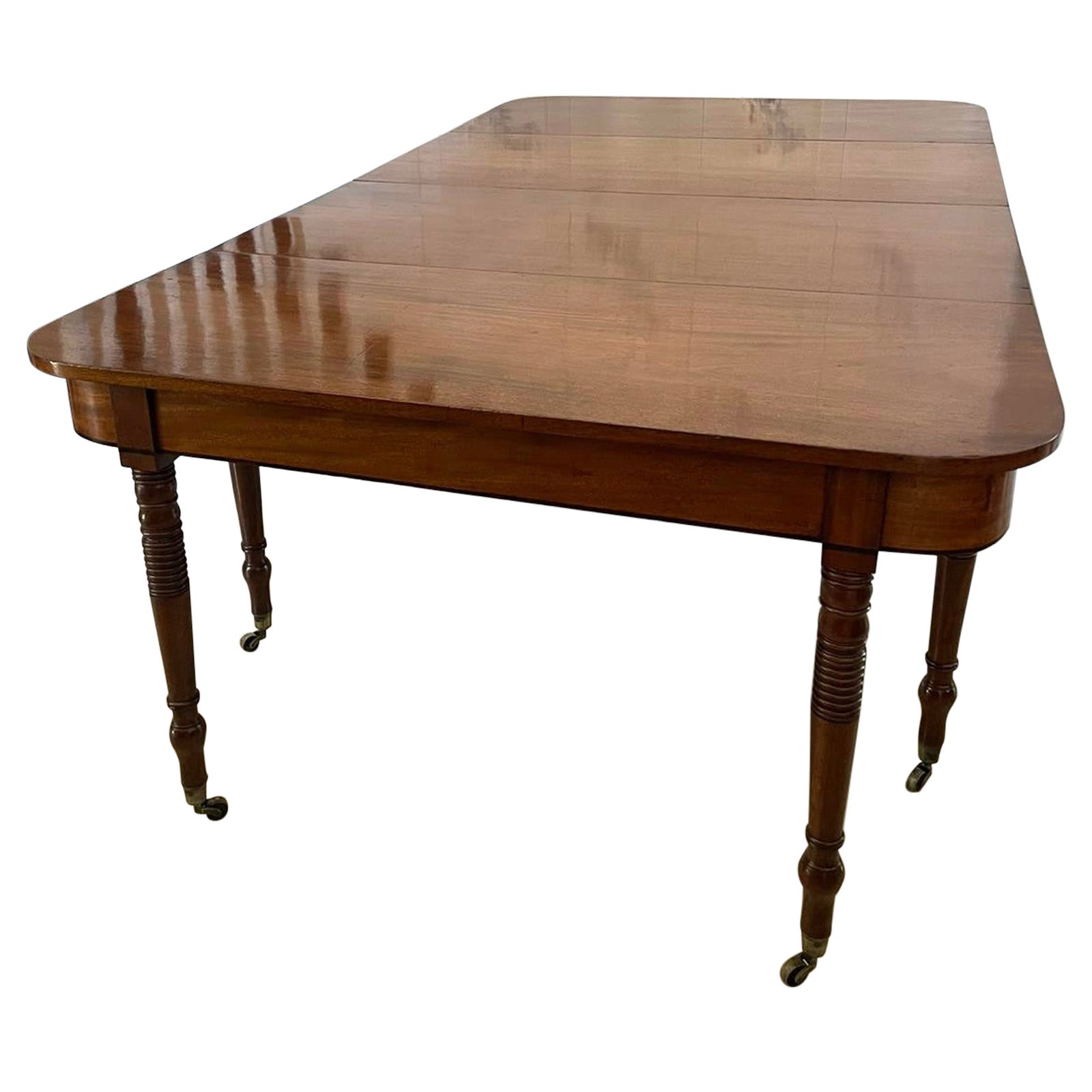 Antique George III Quality Figured Mahogany Dining Table For Sale
