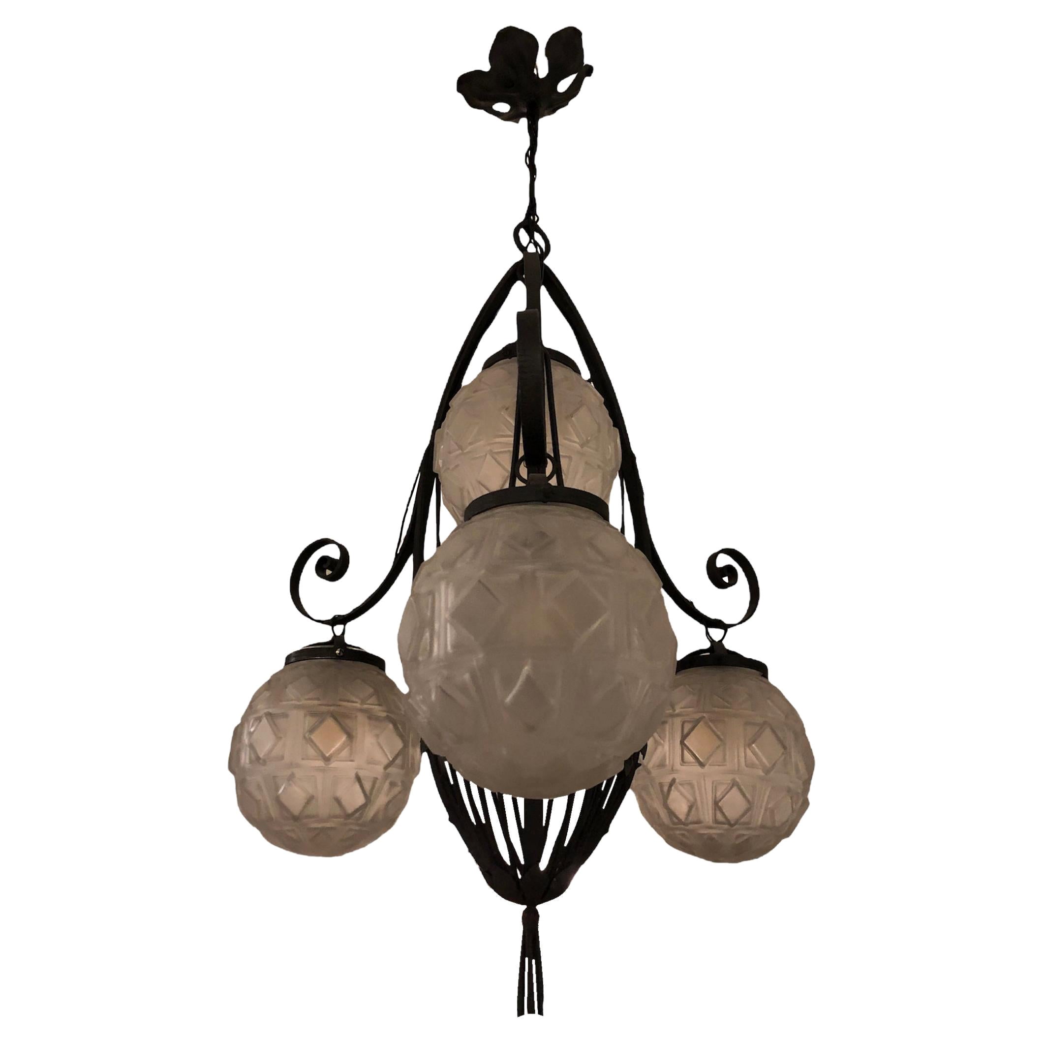 Chandelier Jugendstil, Art Nouveau, in Glass and Iron, Year 1900, Country French For Sale