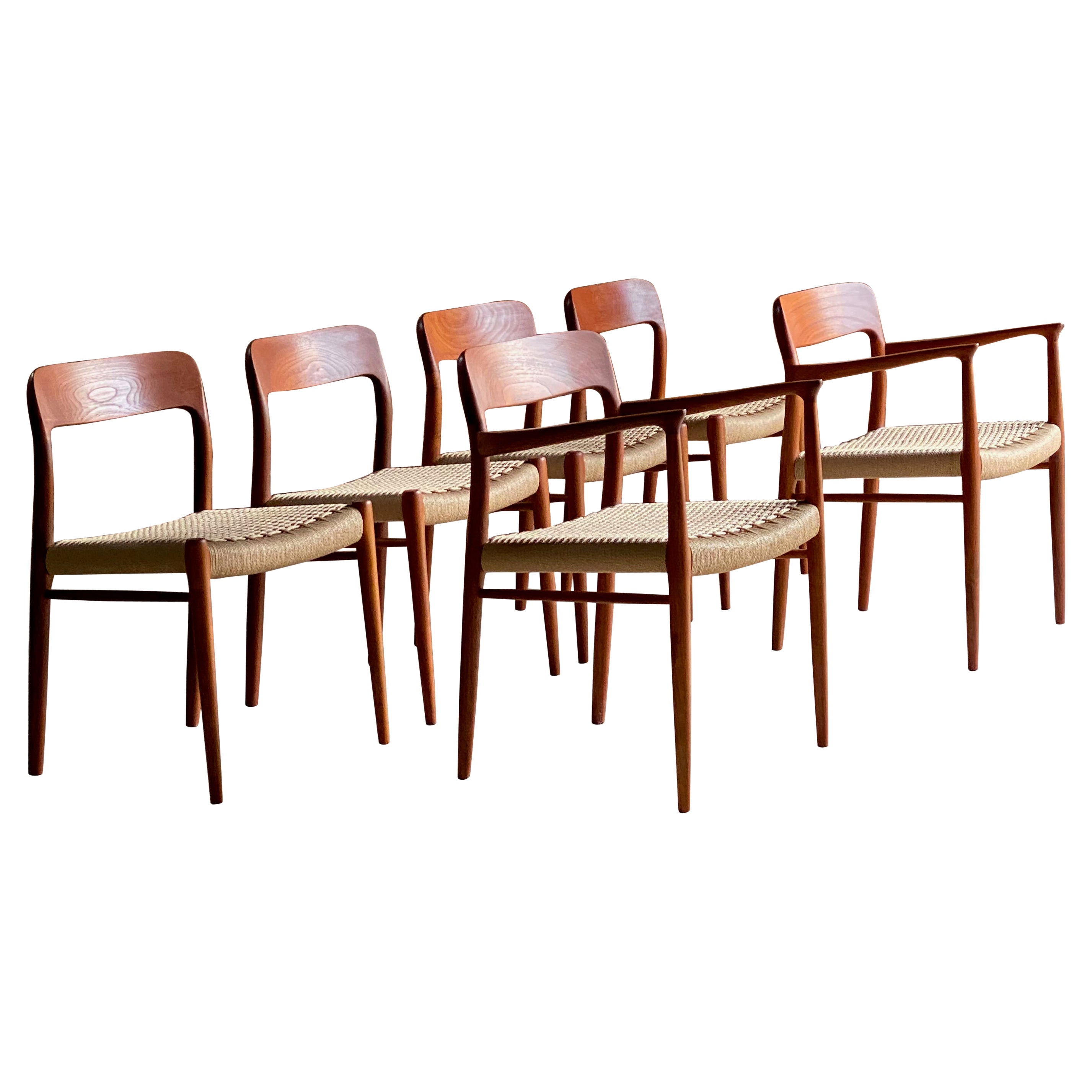 Niels Moller - Ensemble de 6 chaises de salle à manger en teck et corde de papier, modèle 56 et modèle 75, 1960 en vente