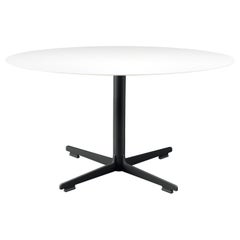 Petite table à croix Alias 573 avec plateau blanc et base en acier laqué noir