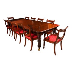 Ancienne table à manger à rallonge flamboyante en acajou du 19ème siècle et 10 chaises
