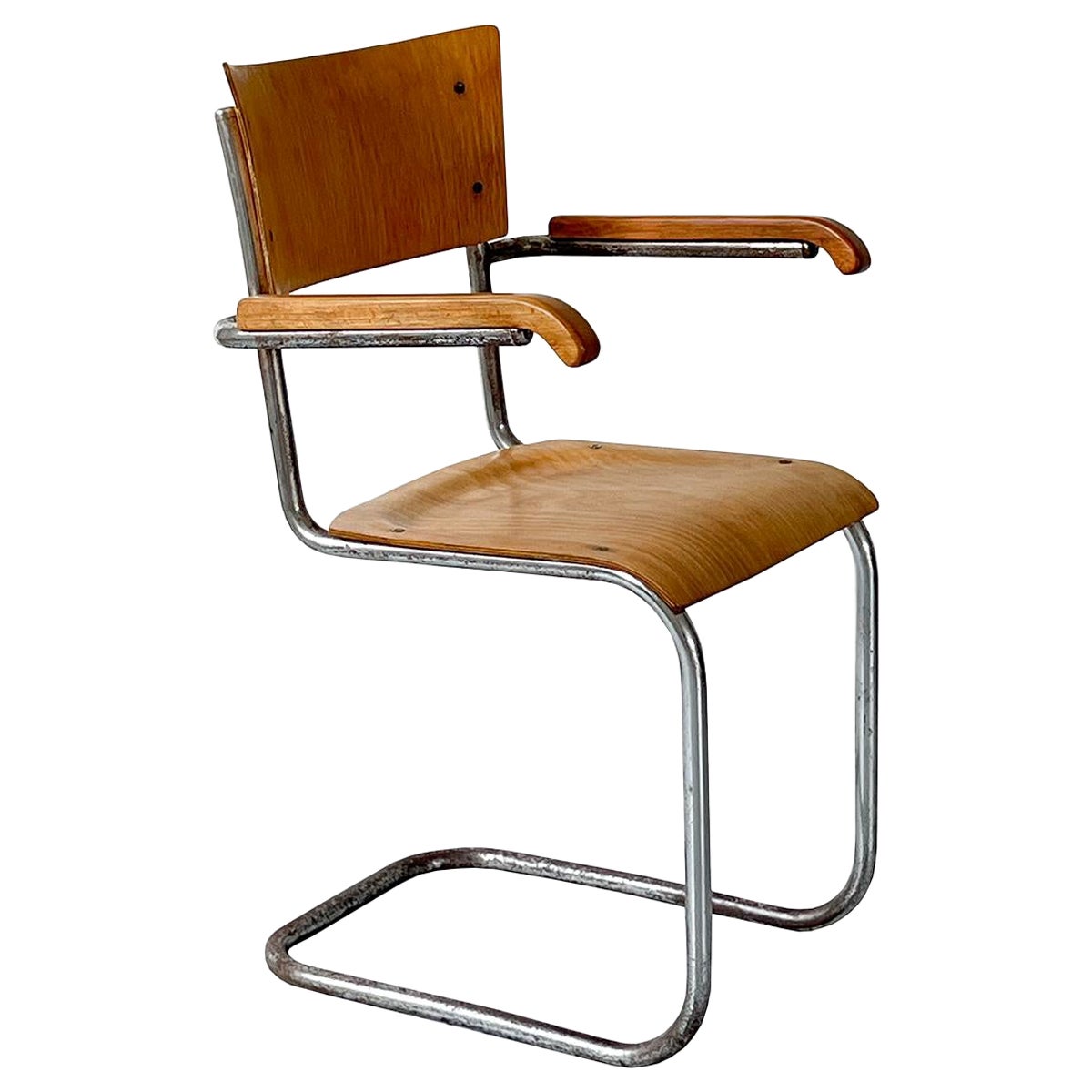 Bauhaus Cantilever Plywood and Walnut Armchair by Robert Slezák, 1930s For  Sale at 1stDibs
