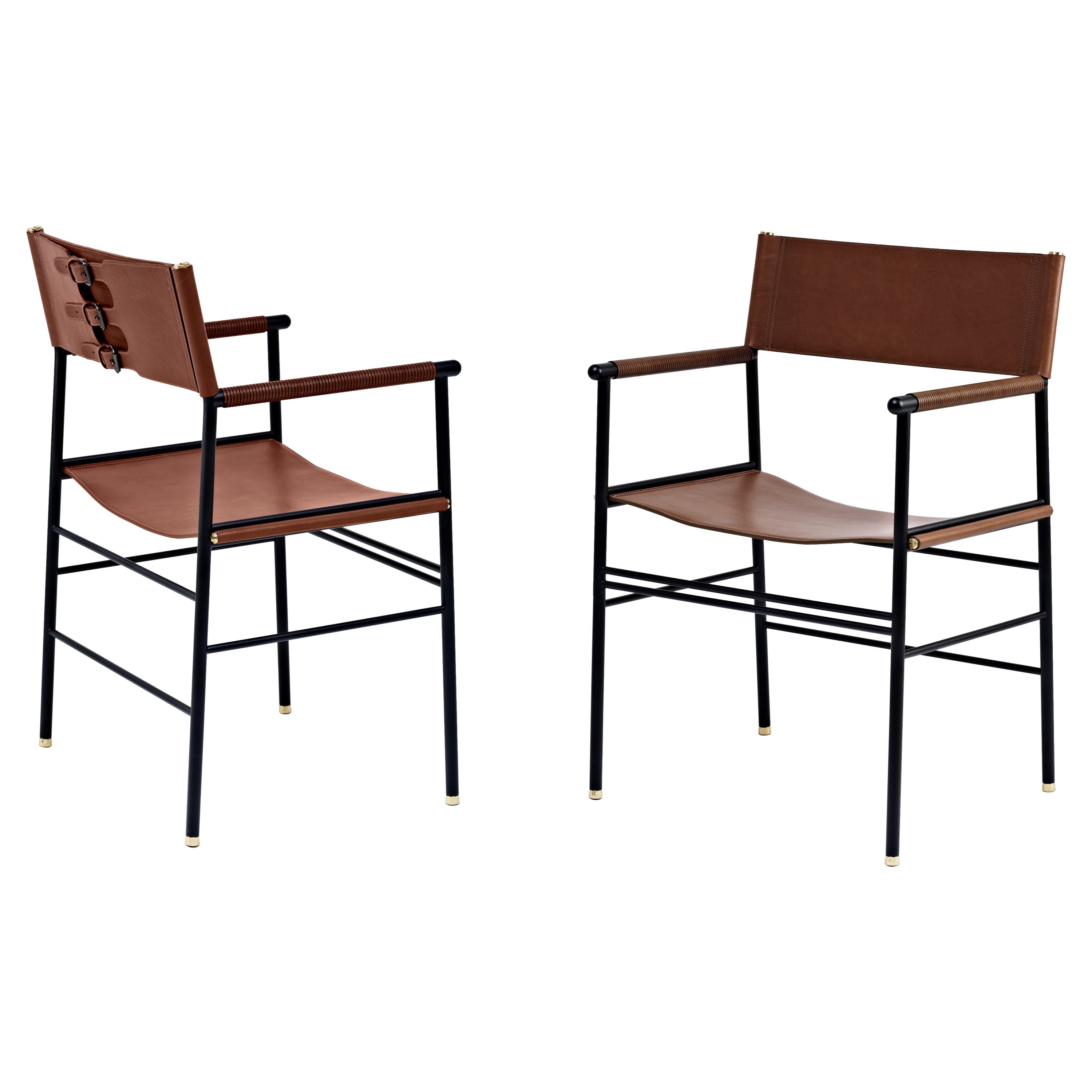 Paire de fauteuils contemporains intemporels en cuir brun foncé et métal en caoutchouc noir