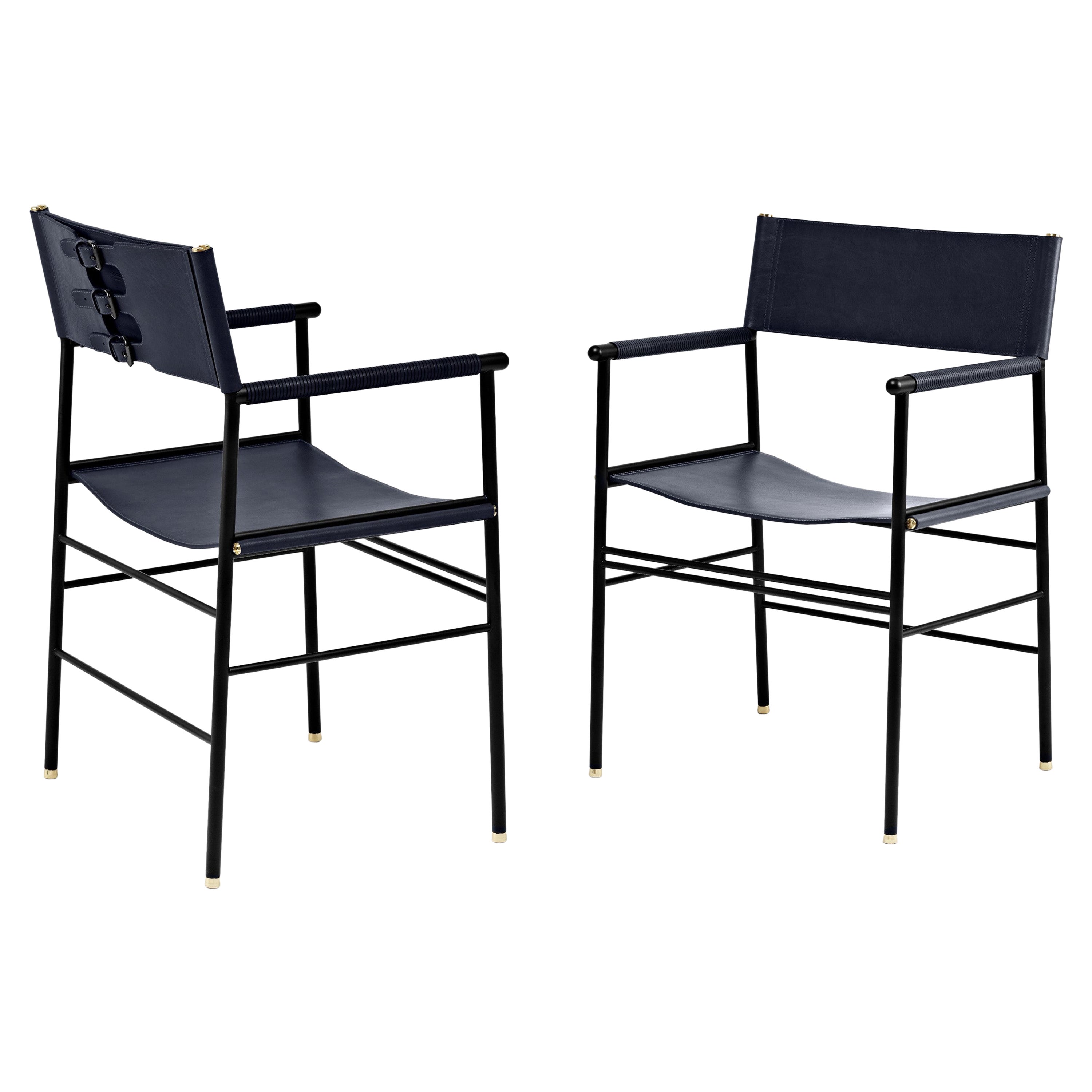 Paire de chaises classiques et contemporaines artisanales en cuir bleu marine et métal en caoutchouc noir
