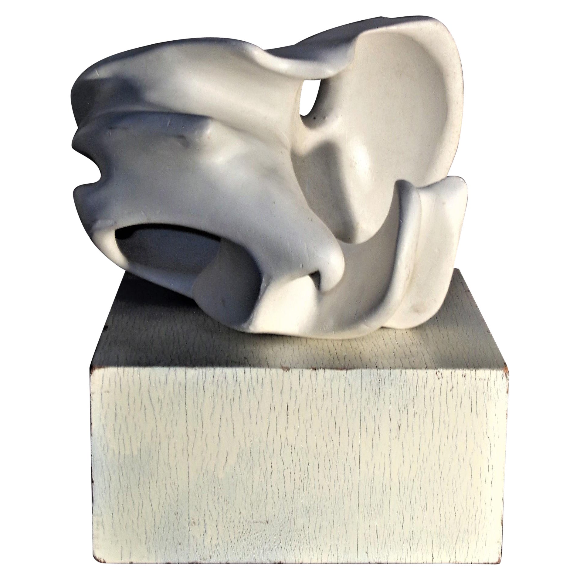 Sculpture en plâtre biomorphique de style Jean Arp  en vente