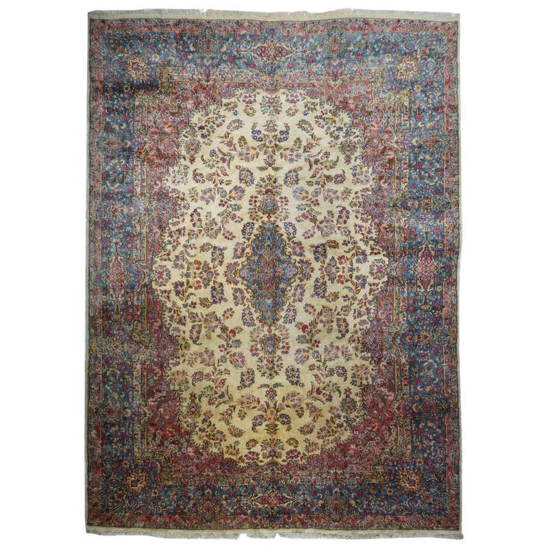 Kerman Style Rug For Sale at 1stDibs