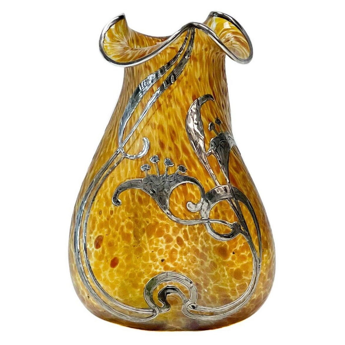 Vintage Art Glass Ruffle Vase For Sale at 1stDibs